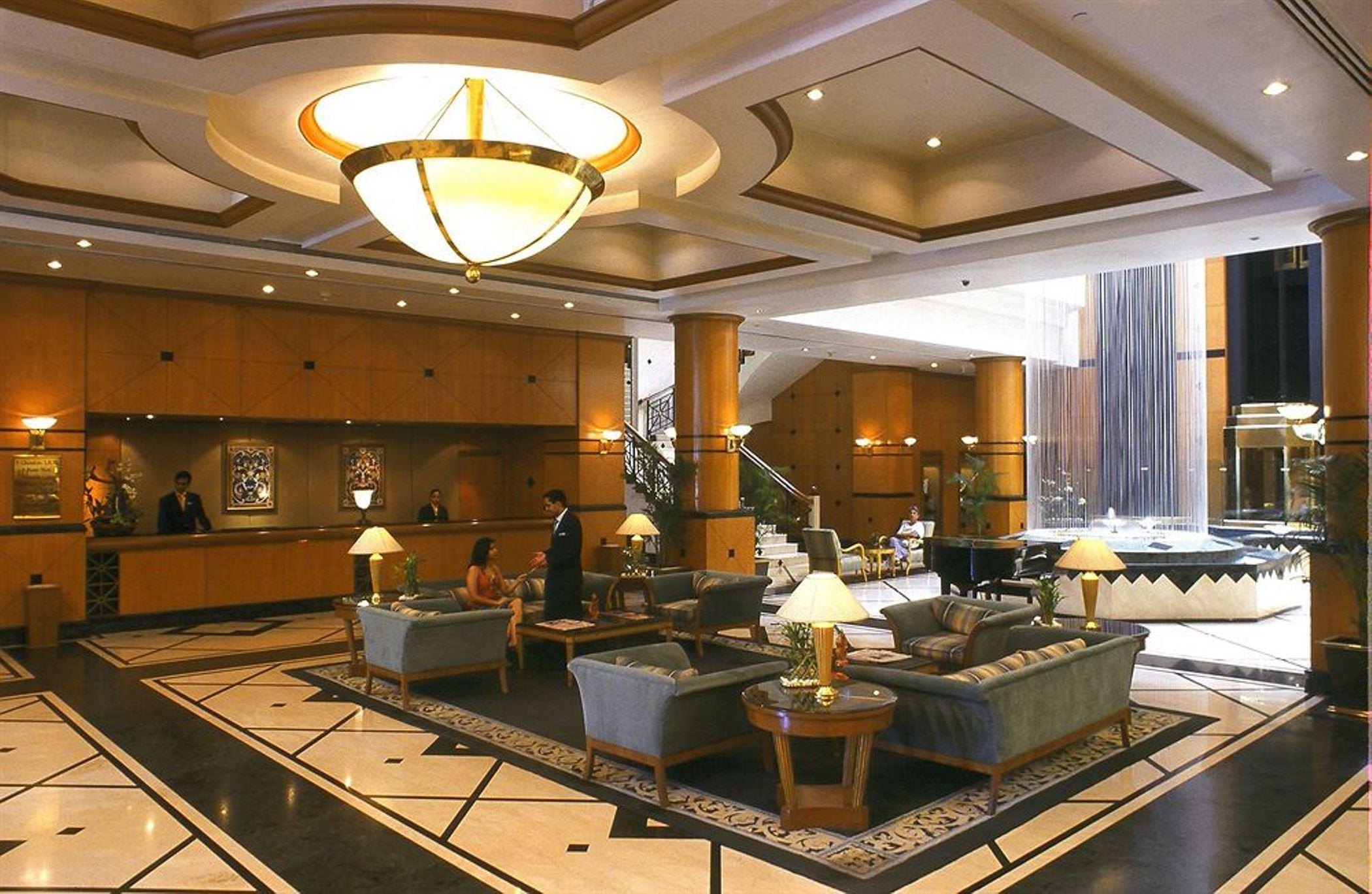 The Orchid Hotel Mumbai Vile Parle Interior foto Lobby